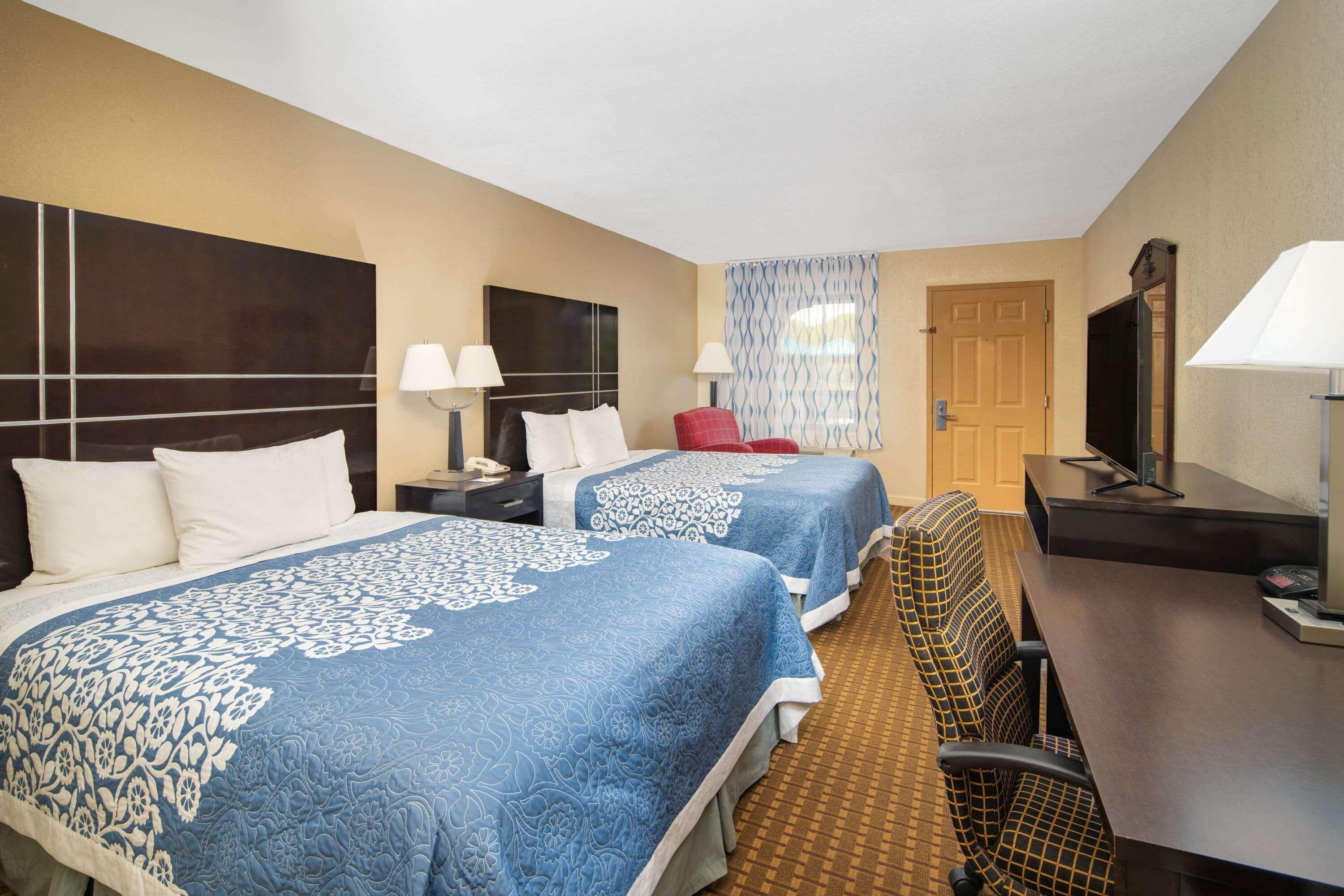 Days Inn By Wyndham Thomaston Exteriér fotografie